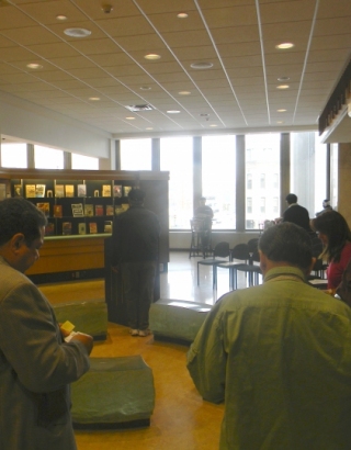 2012-09-21-ABuffaloLibrary01